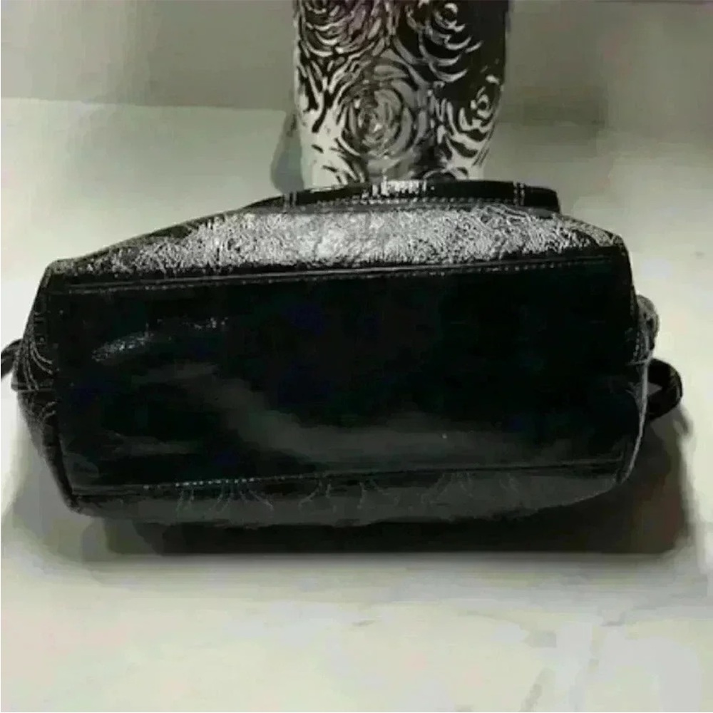 Coach Black Signature Tote Bag with Glossy Finish - Picture 6 of 16